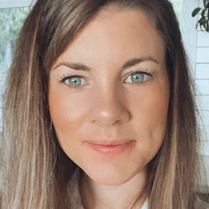 Meet your Posher, Corissa